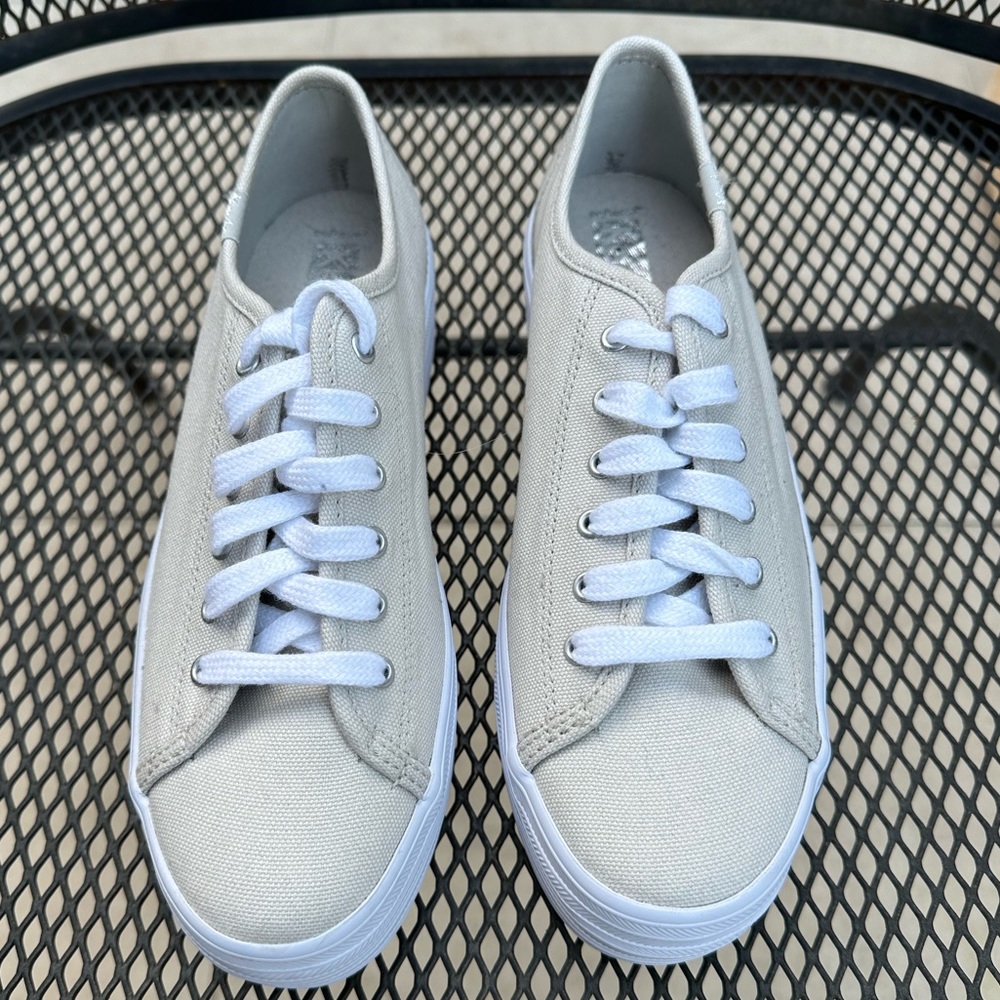Keds platform sneakers in white cream size 6.  Never worn.